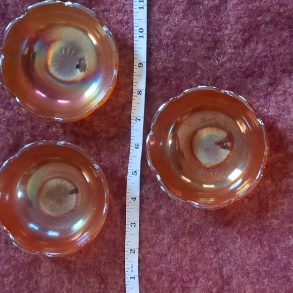 Vintage Marigold Carnival Glass bowls Crackle scalloped edge, three bowls. - Picture 4 of 6